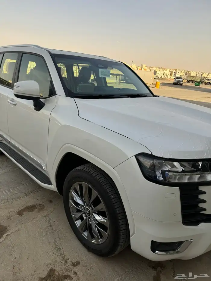 جكسار L4 اصفار صادره لوحاته 5