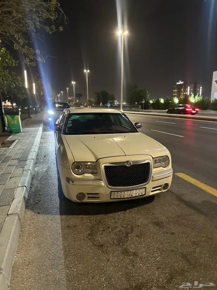 كرايزلر 2007 8سلندر 5.7 هيمي 6