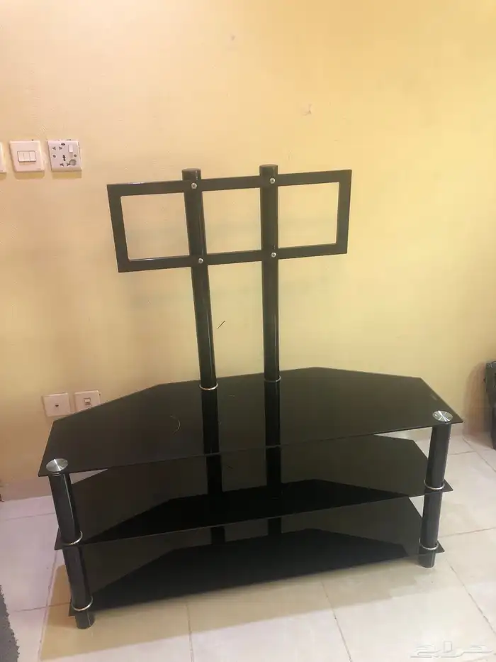 طاولة شاشة كبيرة 1