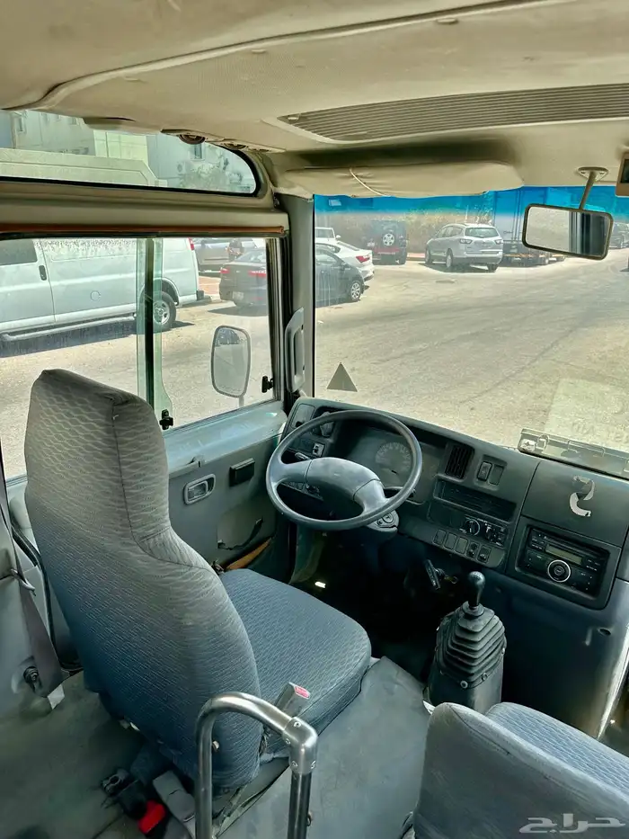 باصات كوستر نيسان ديزل 30 راكب 42