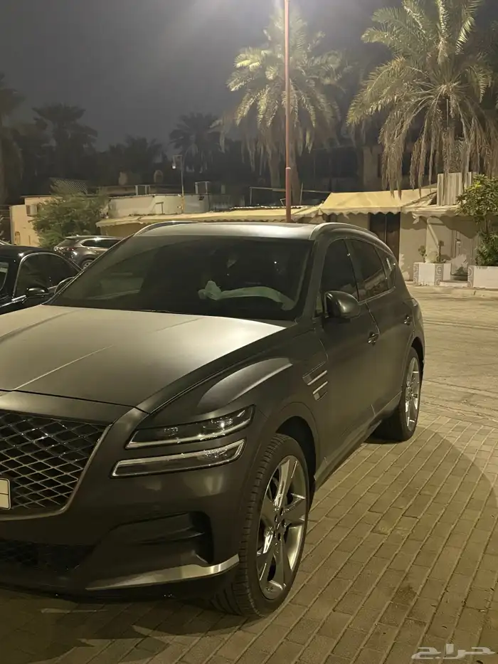 جنسس GV80 رويال ممشى اقل من 10 الاف 0