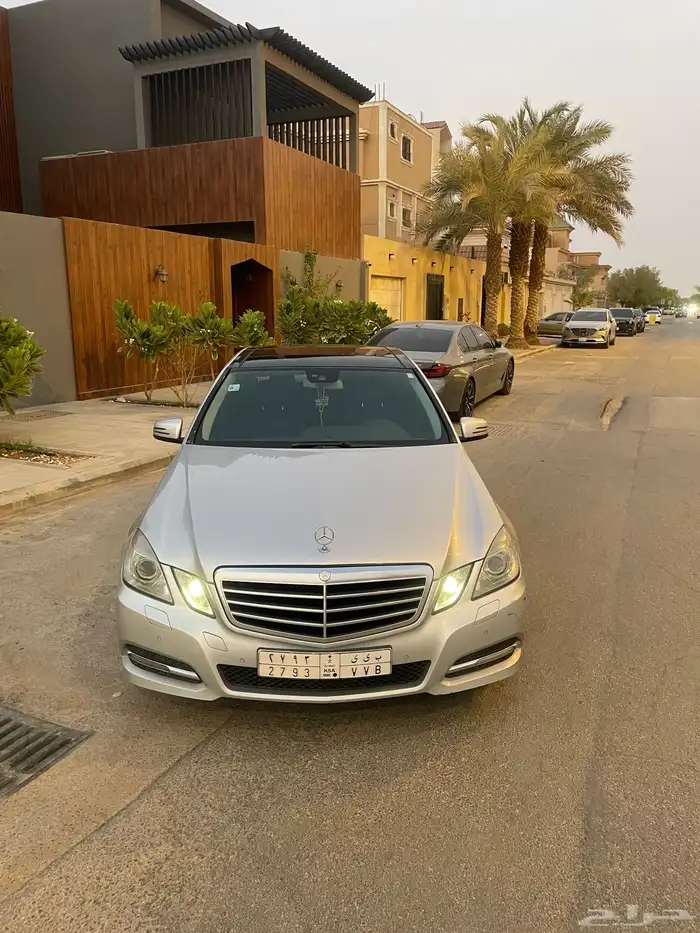 مرسيدس E200 2012 جفالي صيانات وكالة 2