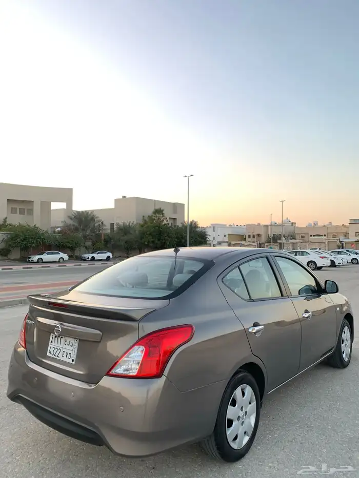 نيسان صني2022 سعودي قمه بنضافه 10
