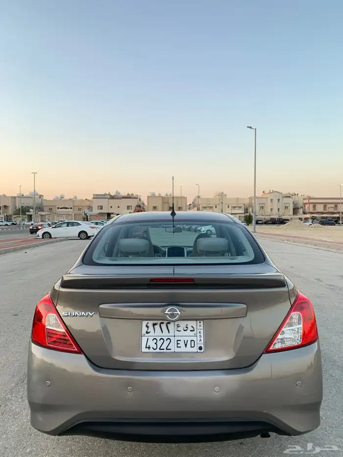 نيسان صني2022 سعودي قمه بنضافه 4