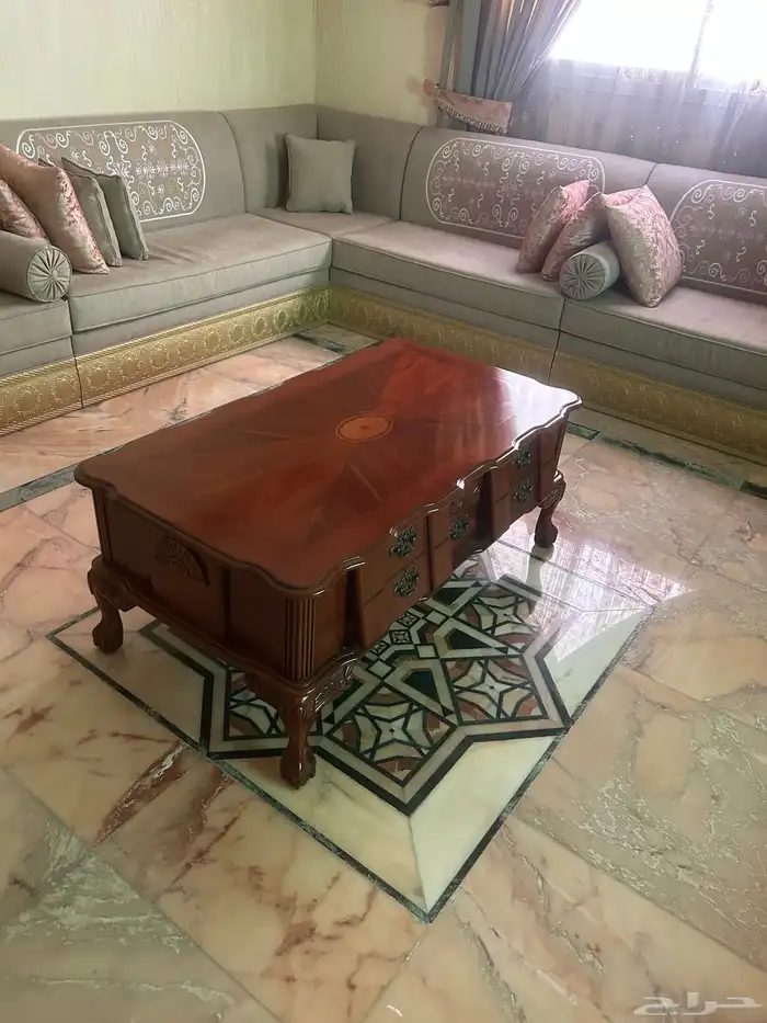 كنب للبيع علي شكل L 3