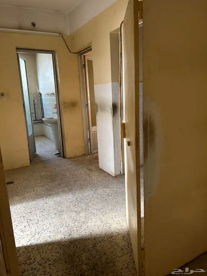 عمارة للبيع بسعر ارضها ومتوفر به جميع الخدمات النظامية 9