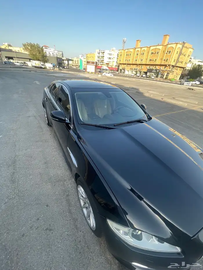 جاكوار اكس جاي 46