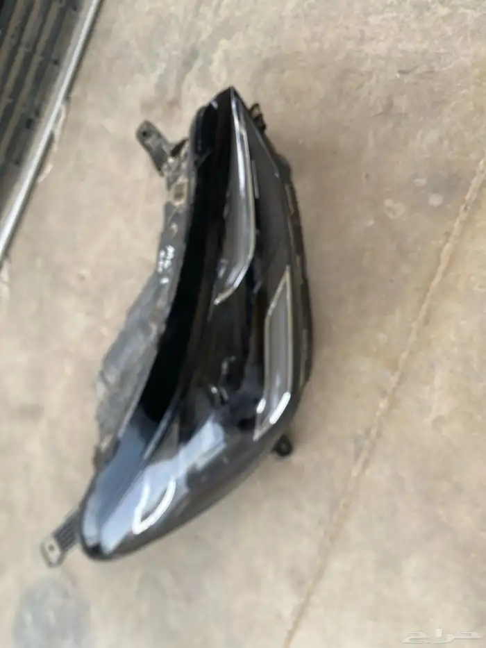 شمعه يمين MG MG 1 3