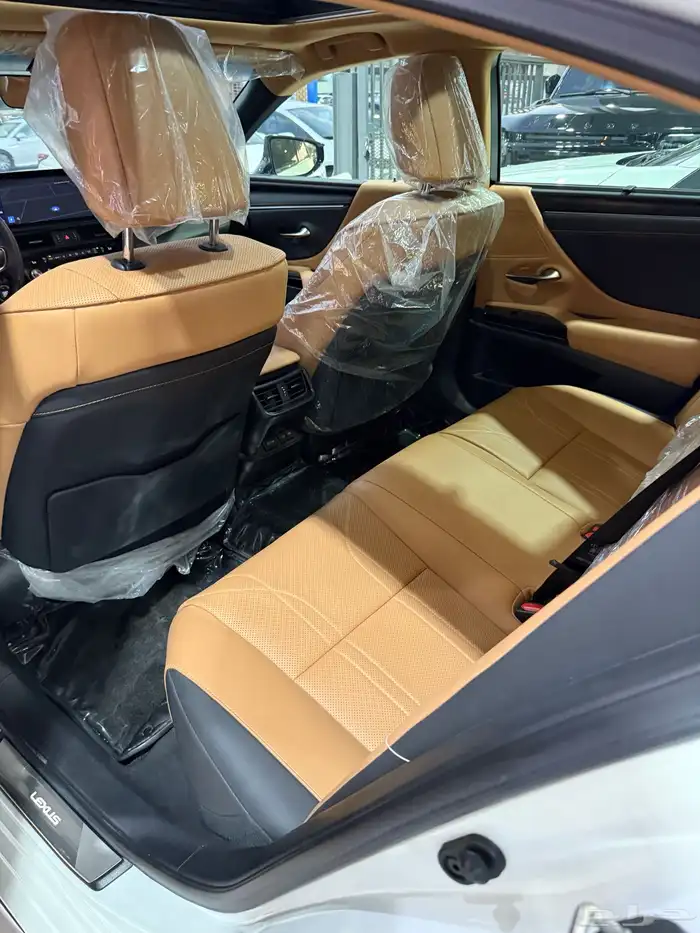 لكزس ES350 2023 سعودي .. CC 8