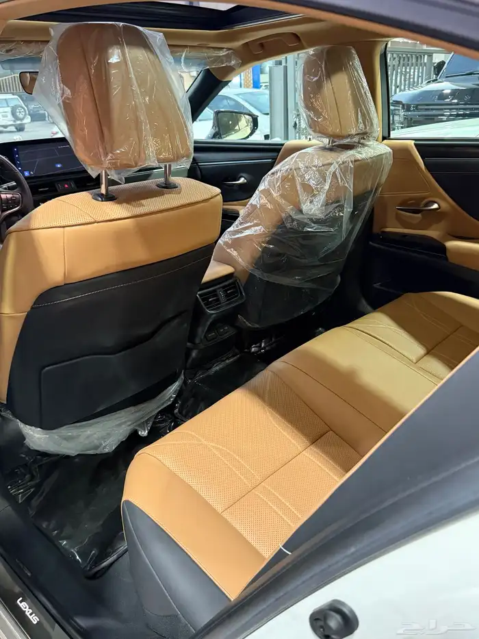لكزس ES350 2023 سعودي .. CC 22