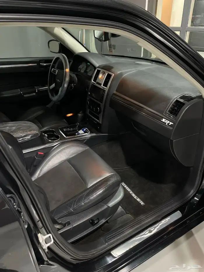 2008 Chrysler 300 SRT8 كرايزلر 17