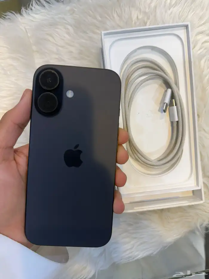 ايفون 16 العادي   Regular iPhone 16 1