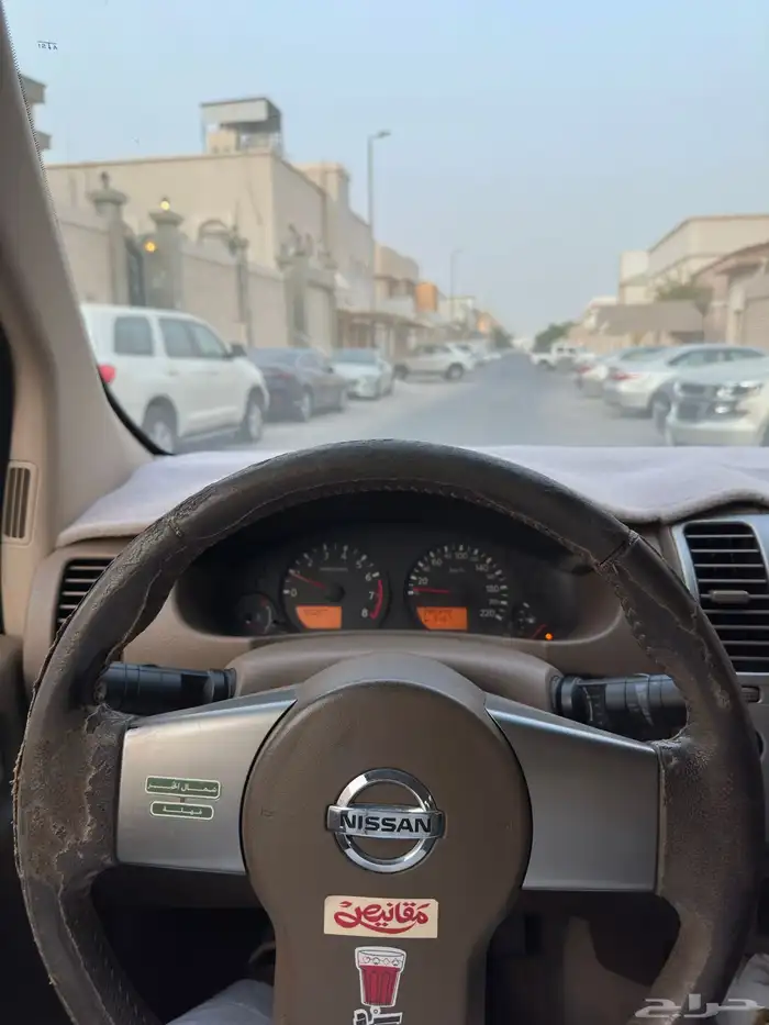 نافارا 2010 LE 8