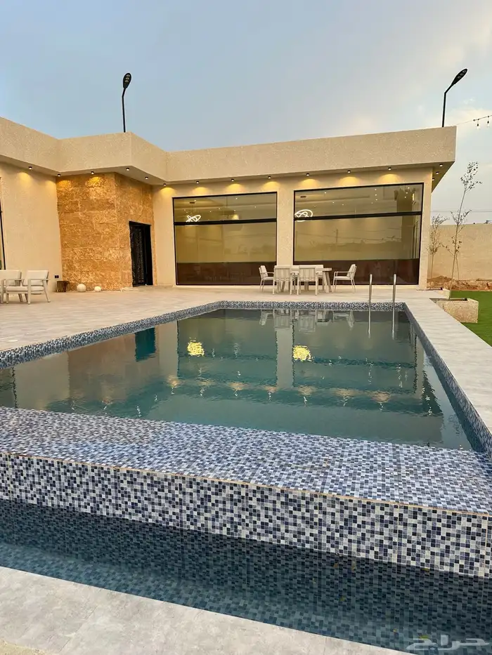 للايجار السنوي منتجع فاخر بالعمارية 2