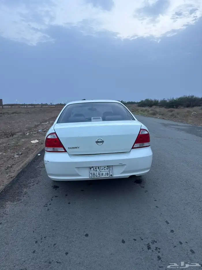 صني نيسان مديل 2010 1