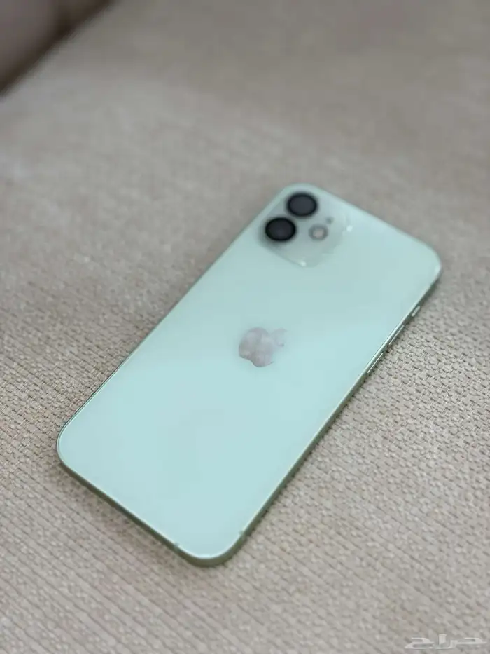 ايفون 12 عادي 9