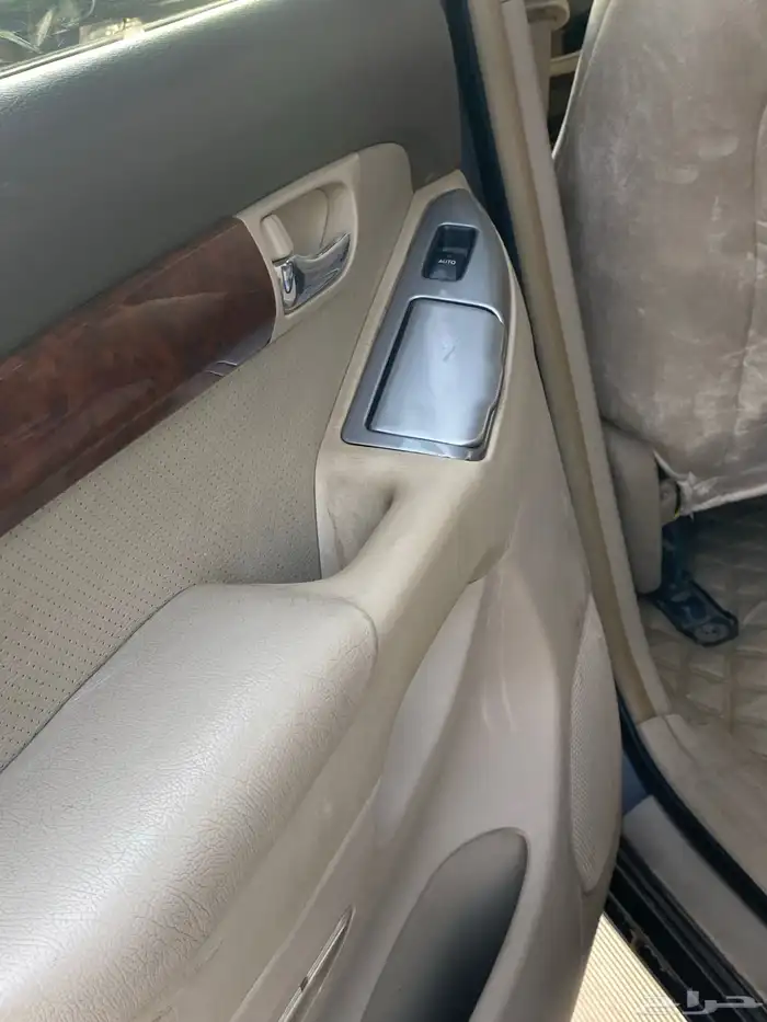 برادو VX ستة سلندر 2005 14
