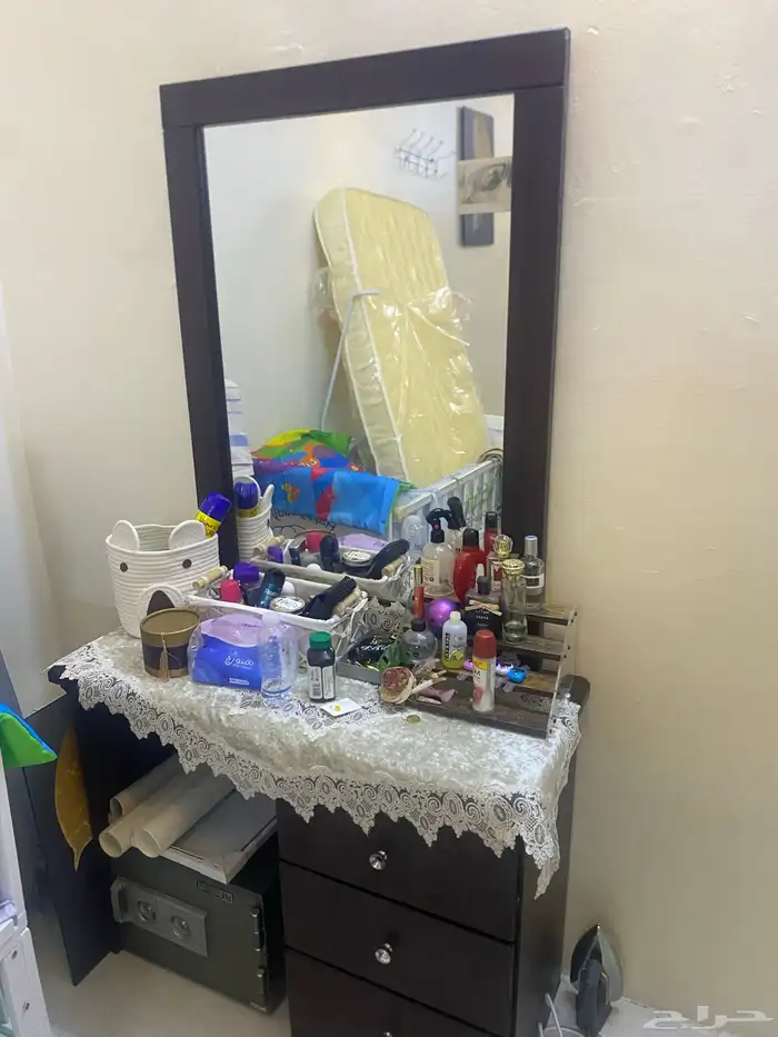 غرفه نوم نظيفه للبيع 2