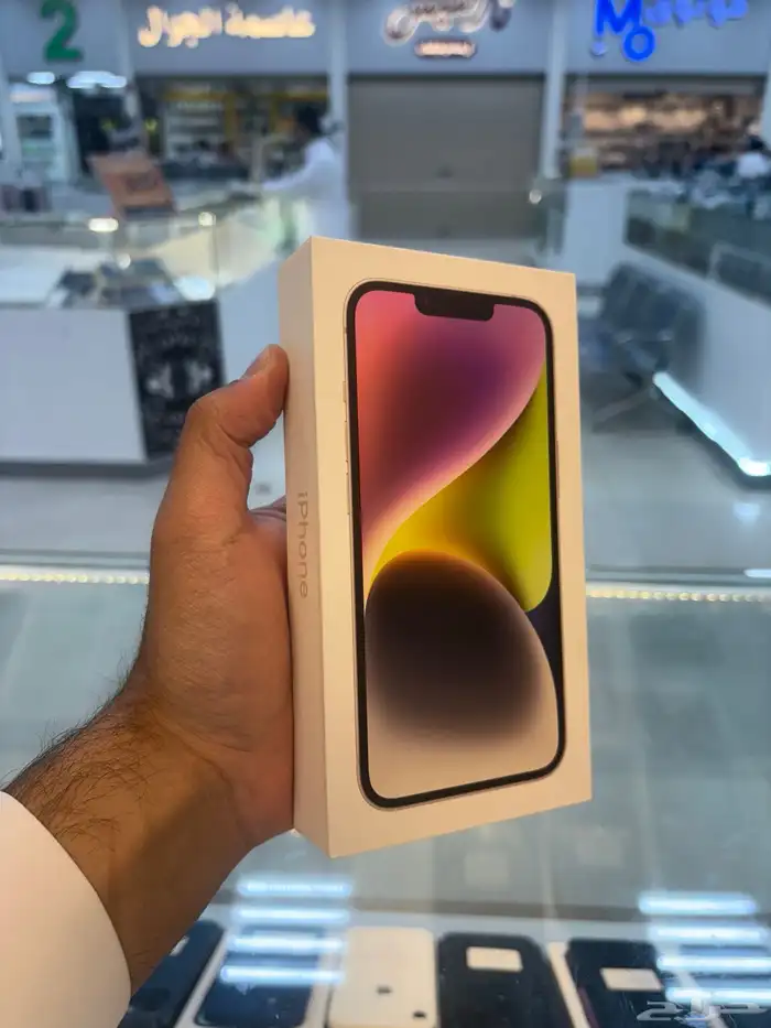 ايفون 14 عادي ابيض 128 100 3