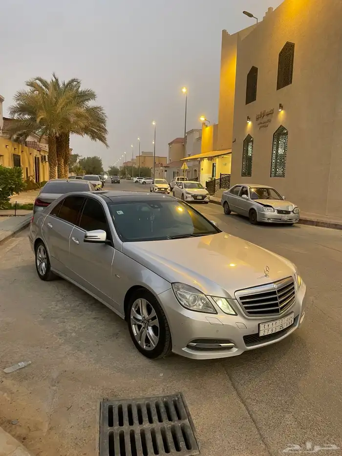 مرسيدس E200 2012 جفالي صيانات وكالة 0