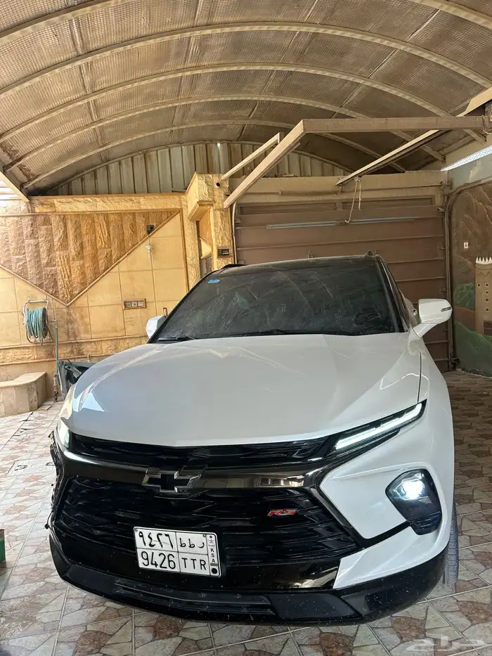 بليزر 2023 مصدوم خفيف 1