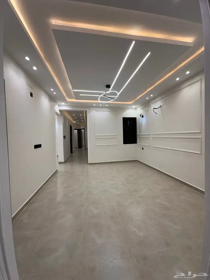 شقق علوي بمصعد جاهز وسطح خاص بالمحاله ابها اسعار مميزه 8