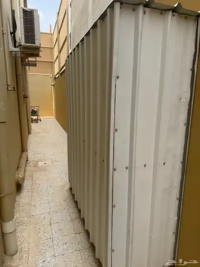 مستودع متحرك مقاس 2 50 0