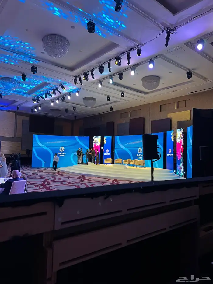 لتأجير الشاشات داخلي وخارجي 0