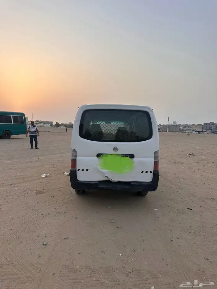 باص بضاعه نيسان اورفان 4