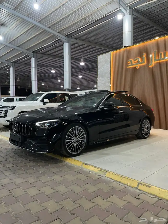 مرسيدس C300 موديل 2023 ((تم البيع)) 6