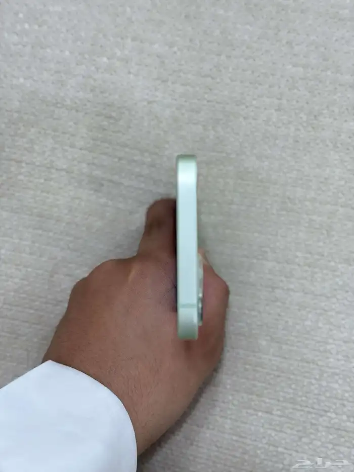 ايفون 12 عادي 17