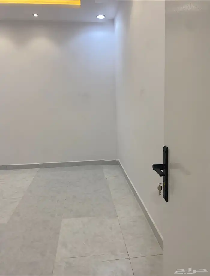 شقة بحي القادسية 3