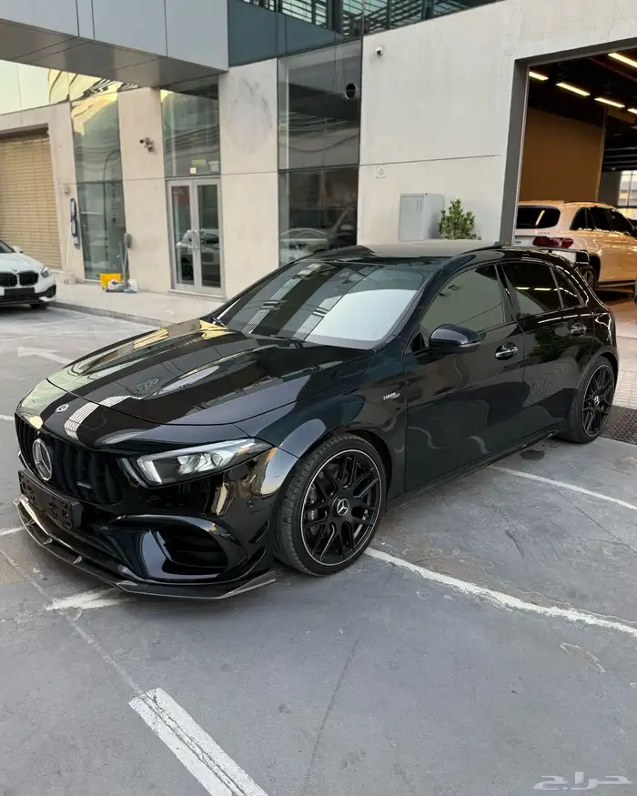 MERCEDES BENZ A45 2021 1