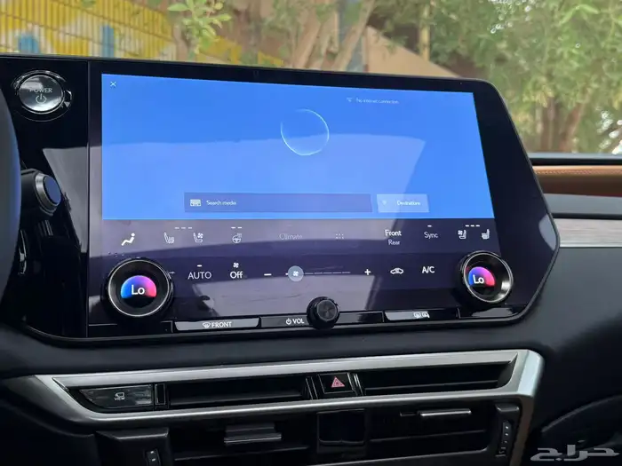 لكزس RX 350h موديل 2023 ( بحالة الوكالة ) 9
