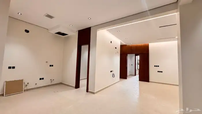 ادوار للبيع بحي الروضه 14