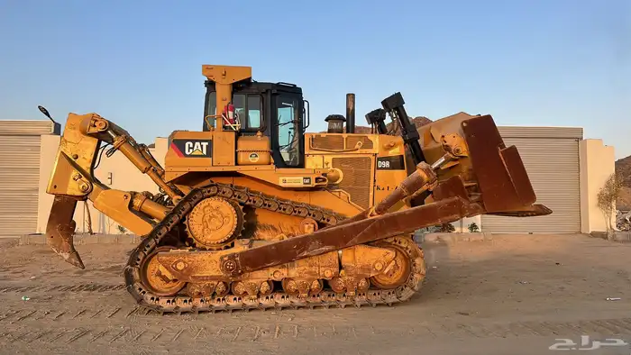 للبيع بالدوزر D9R كتربلر نظيف جداا 4