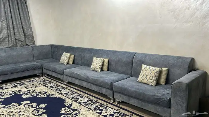 كنب وسجاد للبيع 2