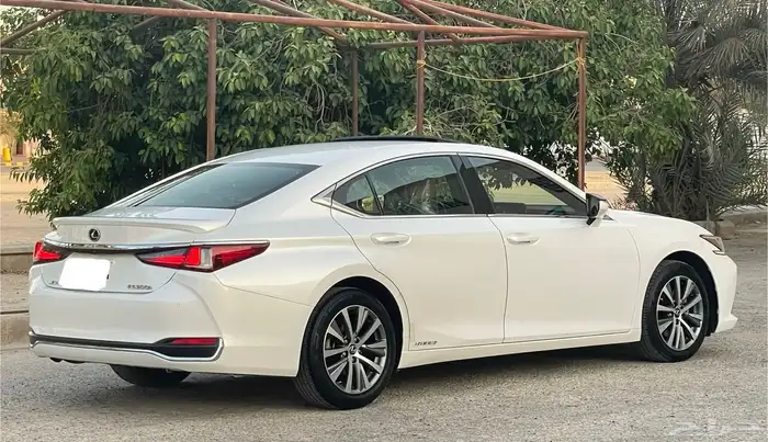 لكزس ES300 2021 ممشى 70 الف فقط 5