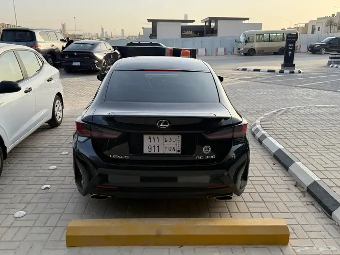 لكزس RC300 2022 ممشى قليل 5