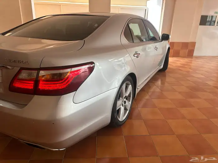 لكزس 460 Ls للبيع نظيف جدا 2011 13