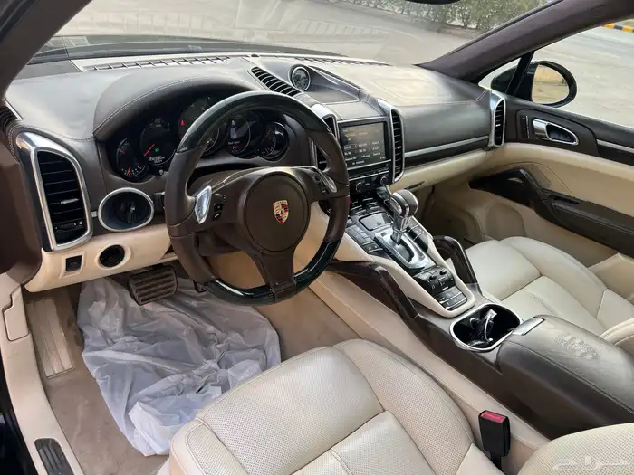 بورش كايين 2013 GTS (بحالة ممتازة) 10