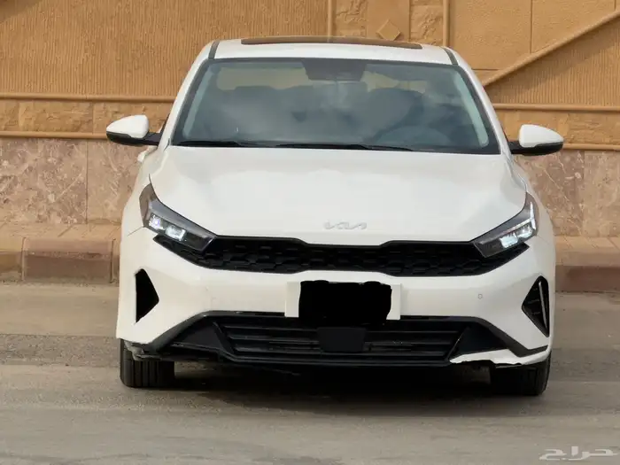 للبيع كيا سيراتو 2024 فل كامل.k3 السعر 54 الف 2