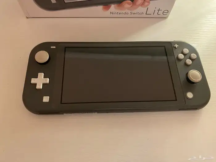Nintendo Switch Lite نظيف   MicroSD 167GB 6