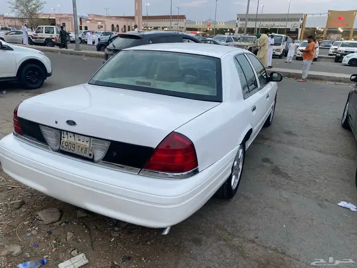 فورد فكتوريا سعودي 2012 للبيع 7