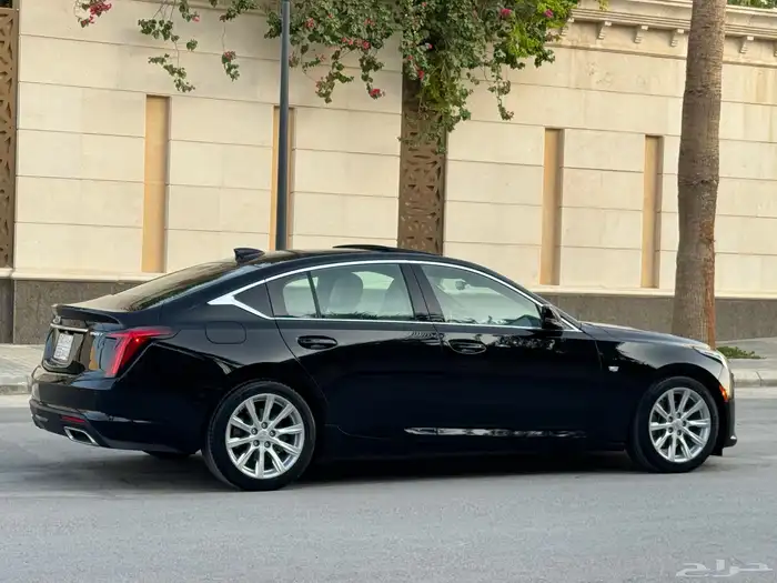 كاديلاك CT5 موديل 2022 ممشى 29 الف تحت ضمان وصيانة مجانية 19