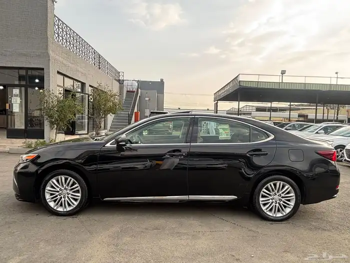 لكزس ES350 2016 3