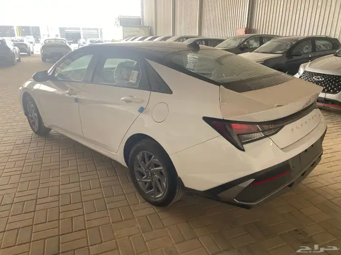 هيونداي النترا 4