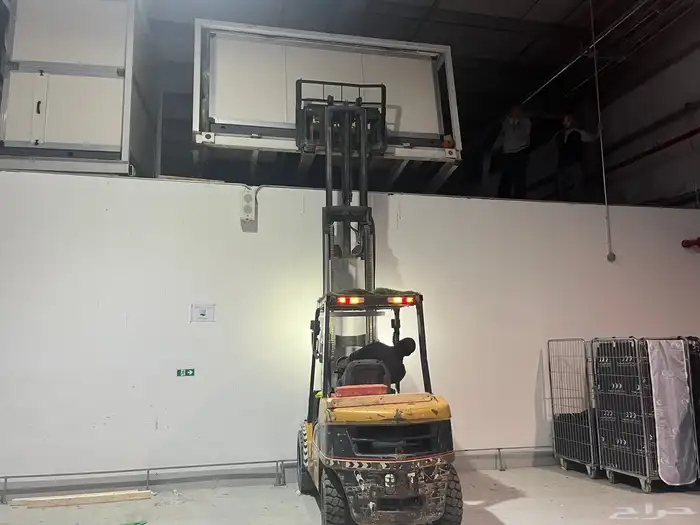 رافعه شوكيه سكين فور كليفت ايجار في جده 1