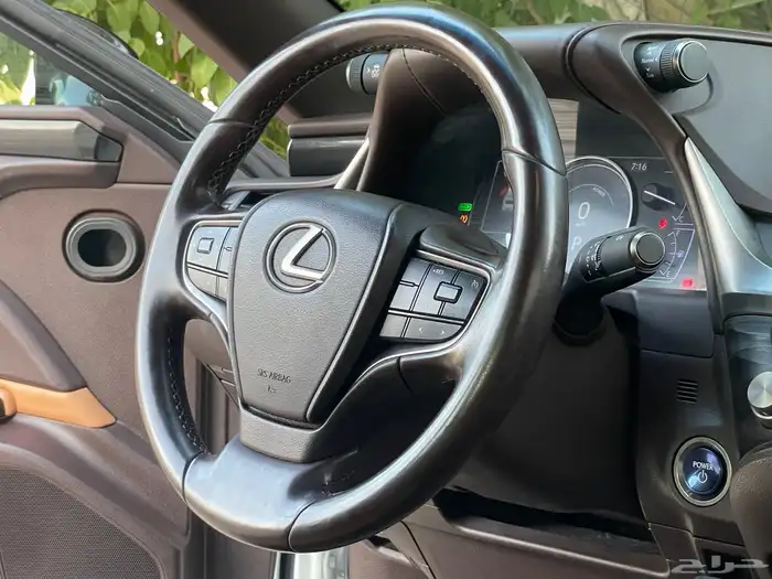 لكزس ES300 2021 ممشى 70 الف فقط 13