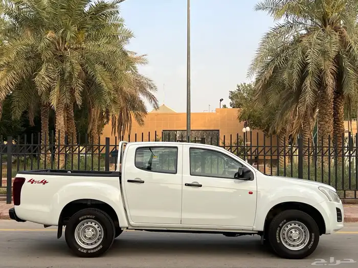 ايسوزو ديماكس موديل 2020 غمارتين قير عادي ديزل 3